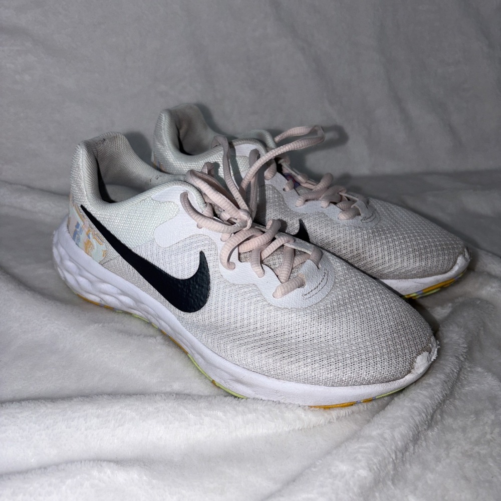Nike Revolution Running Shoe Next Nature Premium White Pink Womens 6